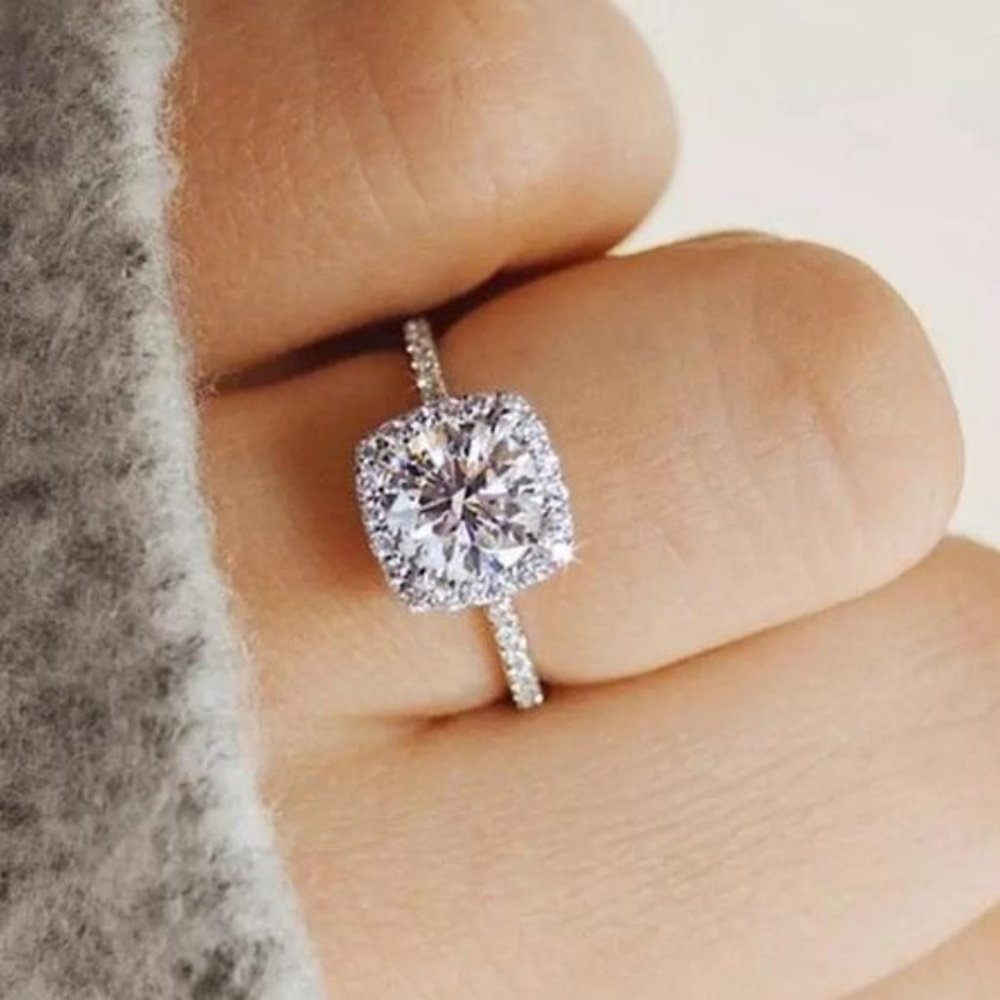 New White Sapphire 925 Sterling Silver Ring, cute Ring, shiny Ring.